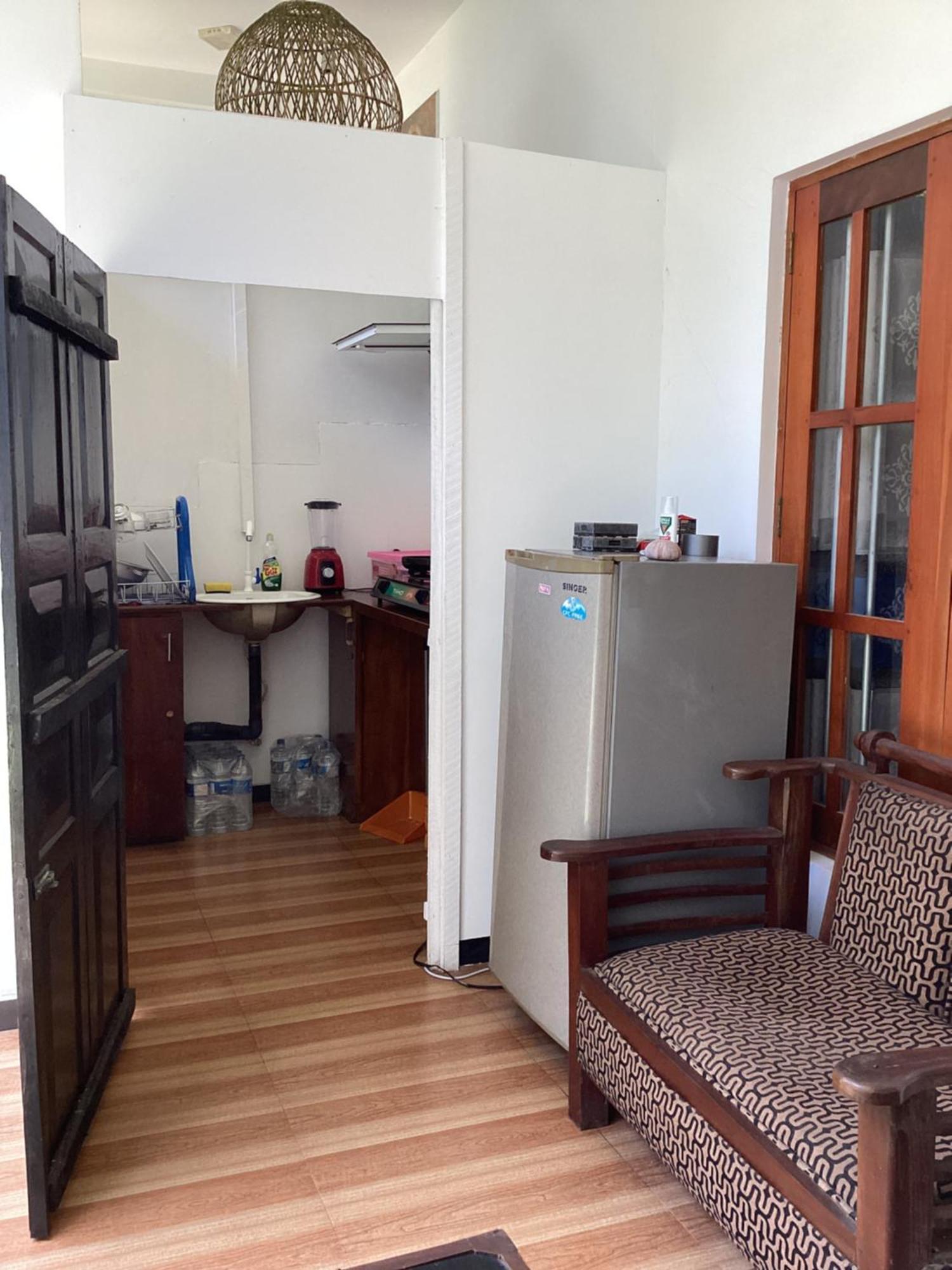 Aroma Guest House Mirissa Bagian luar foto