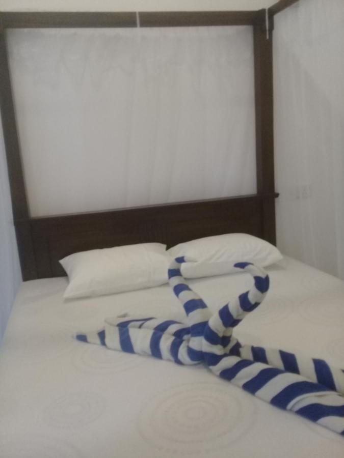 Aroma Guest House Mirissa Bagian luar foto
